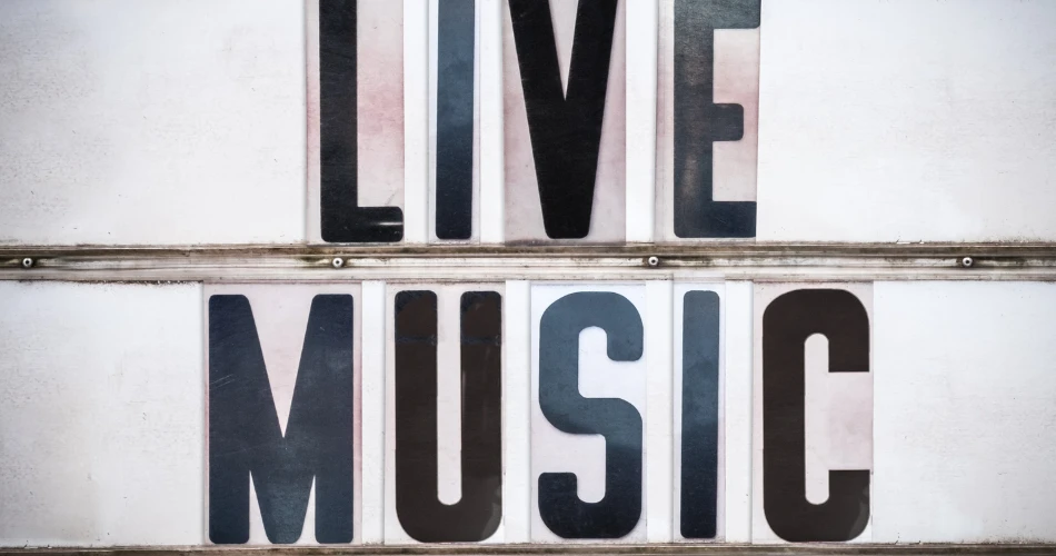 Discover the magic of Cayucos nights — from golden sunsets to live music and cozy coastal vibes.